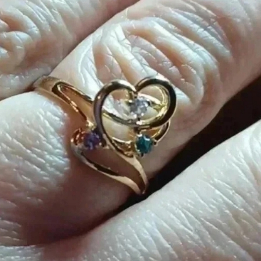 Gold-plated Mother's ring. yellow